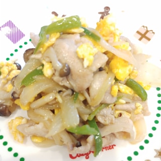 焼き肉のたれで　彩り野菜▪卵▪しめじの豚肉炒め♪